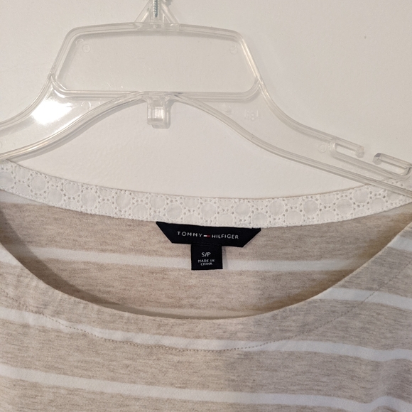 Tommy Hilfiger, Size Small Top - Picture 2 of 5